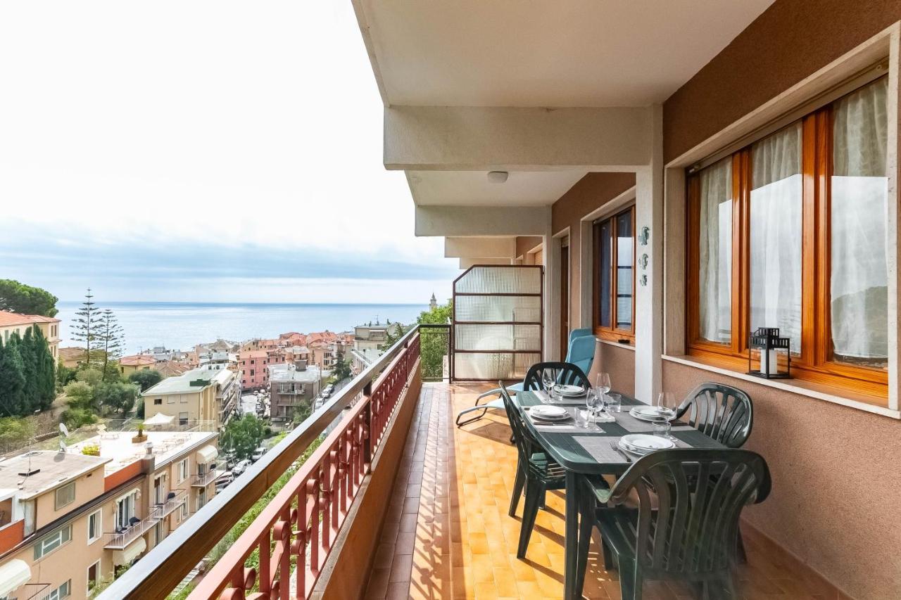 Vista Mare & 300Mt Da Spiaggia Con Freeparking E Ac Laigueglia Exterior photo